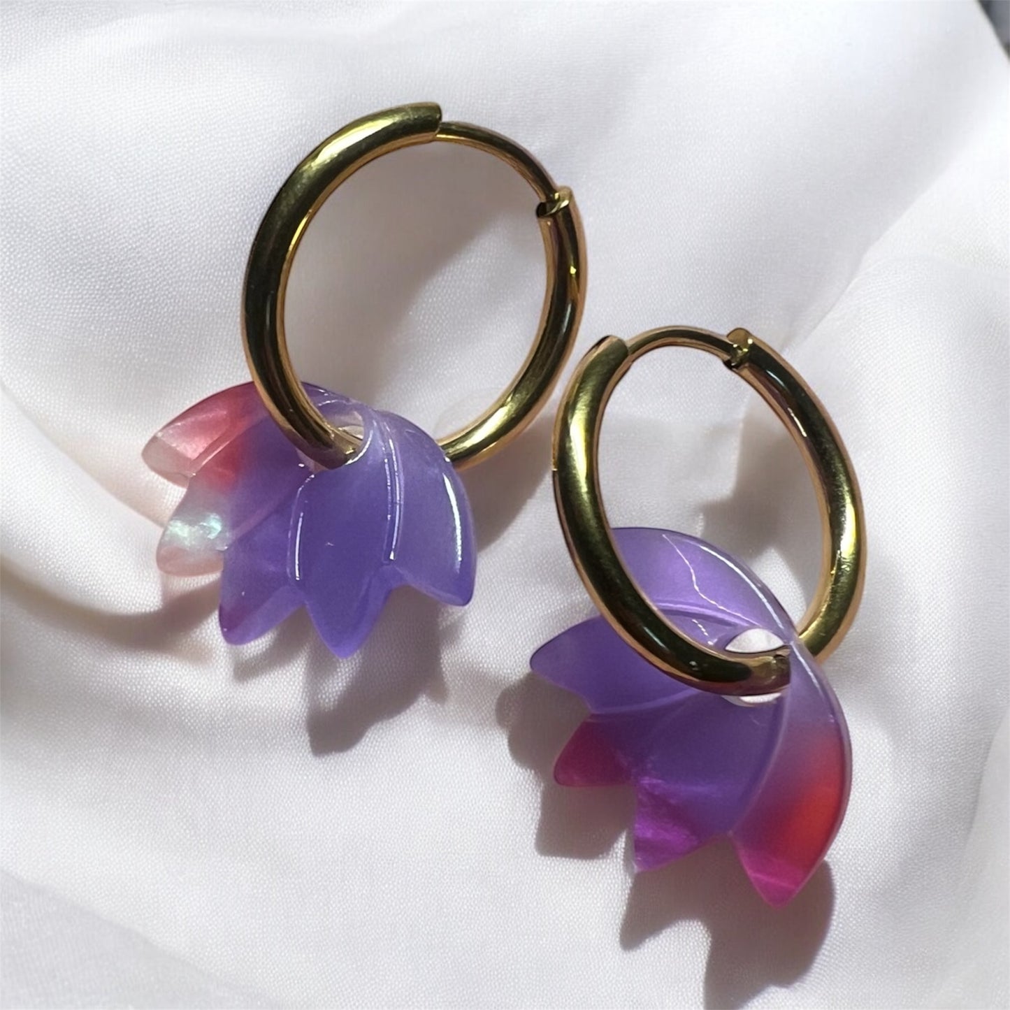 LOTUS acétate - Boucles d’oreilles fleur lilas